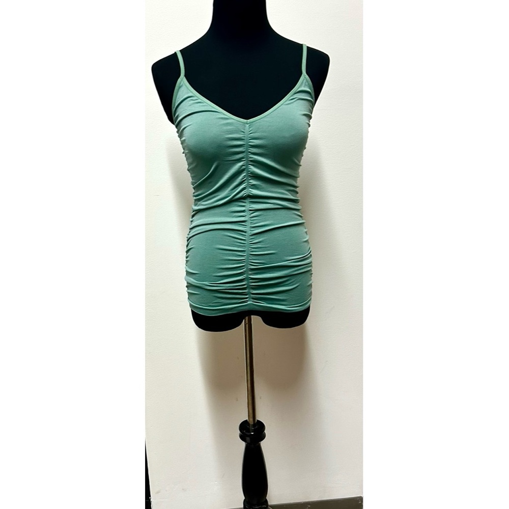 NWT….BCBG MAXAZRIA Green scrunched tank top, XS - Picture 3 of 7
